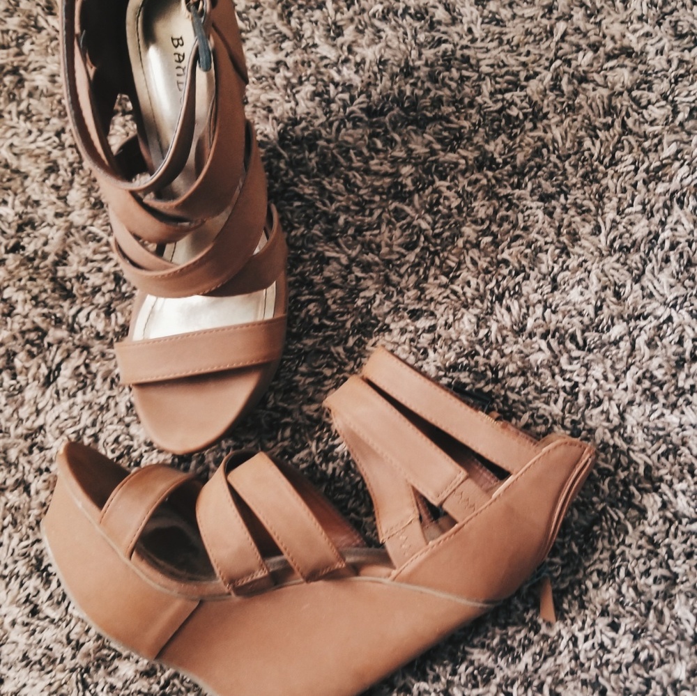Brown Wedges